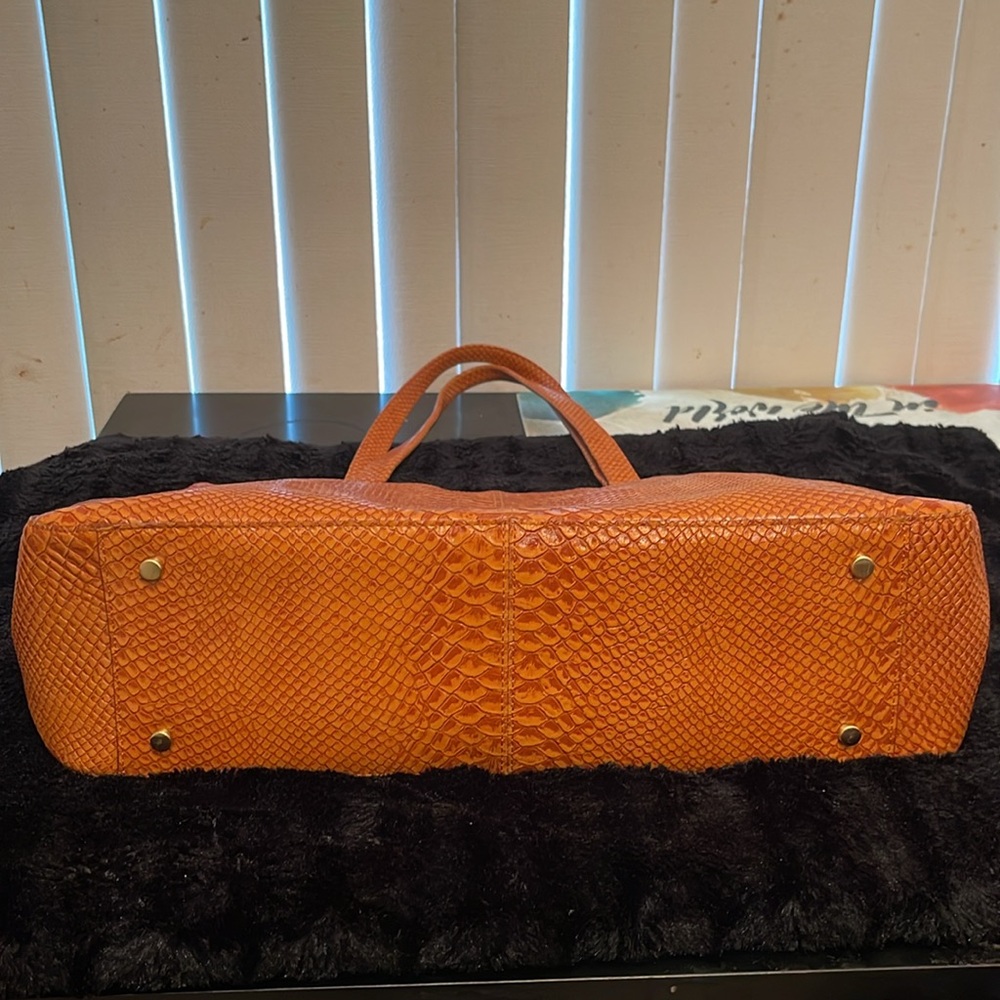 Hobo Bag - Picture 6 of 10